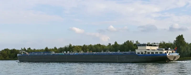 CHARIS Tanker IMO 9693965 photo 2