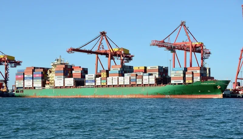 MAERSK DANUBE Container Ship IMO 9694579 photo 6