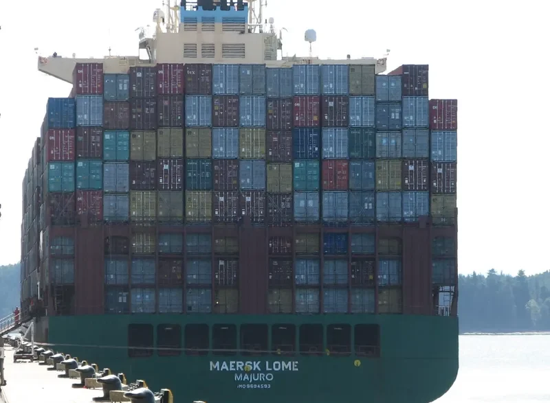 WIDE HOTEL Container Ship IMO 9694593 photo 10