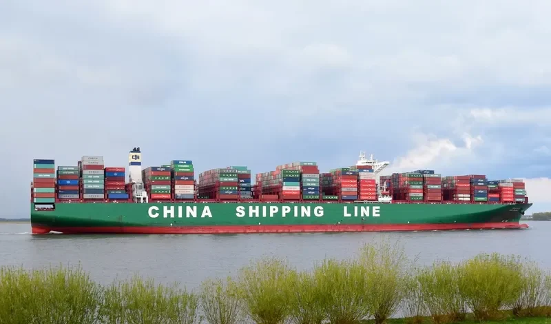 CSCL GLOBE Container Ship IMO 9695121 photo 5