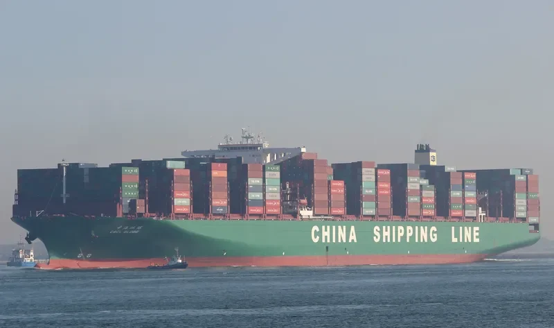 CSCL GLOBE Container Ship IMO 9695121 photo 6