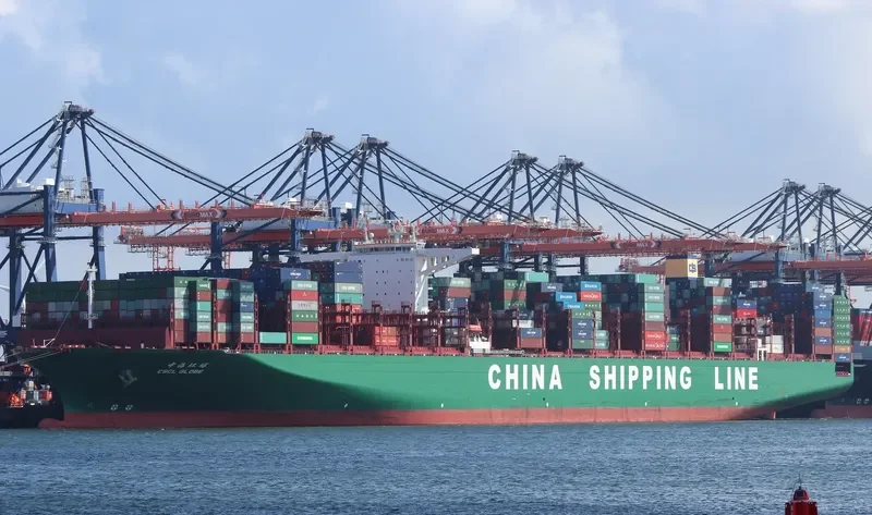 CSCL GLOBE Container Ship IMO 9695121 photo 7