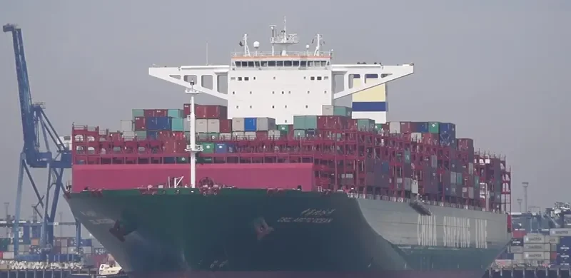 CSCL ARCTIC OCEAN Container Ship IMO 9695169 photo 3