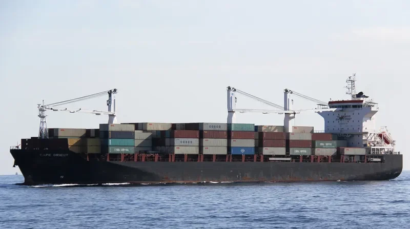 CAPE ORIENT Container Ship IMO 9696072 photo 7
