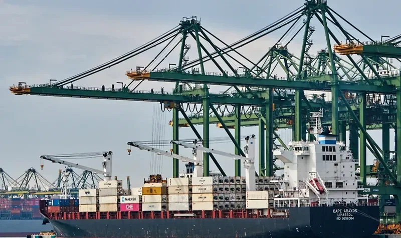 CAPE ARAXOS Container Ship IMO 9696084 photo 8