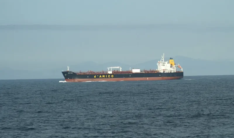 HIGH TRUST Tanker IMO 9696254 photo 2