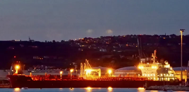 STI ACTON Tanker IMO 9696553 photo 8