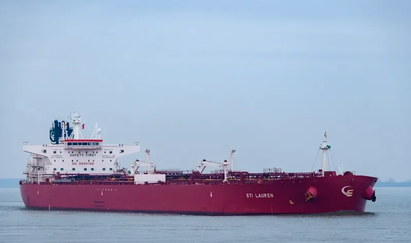STI LAUREN Tanker IMO 9696711 photo 2