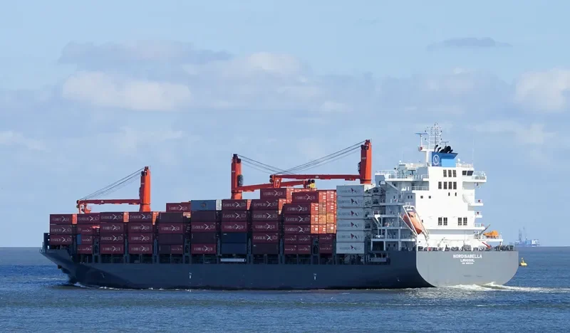 MAERSK BERMUDA Container Ship IMO 9697014 photo 3