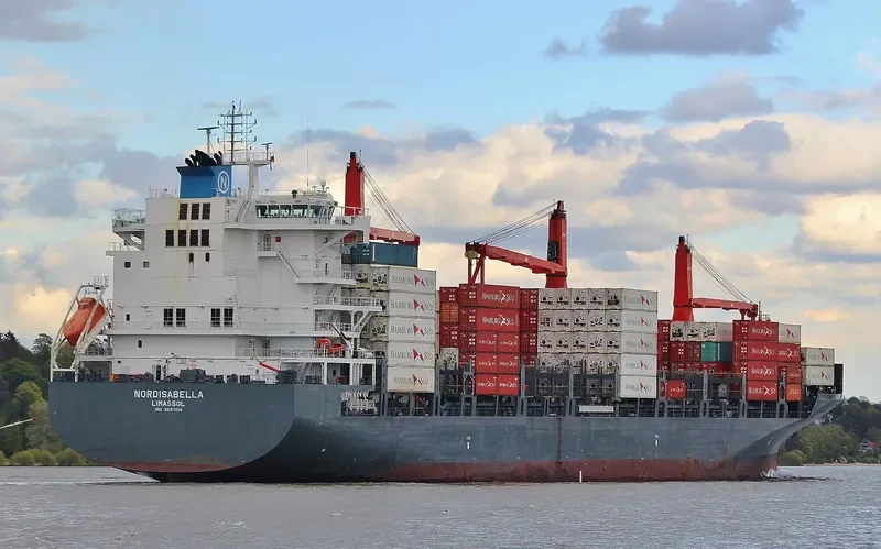MAERSK BERMUDA Container Ship IMO 9697014 photo 7
