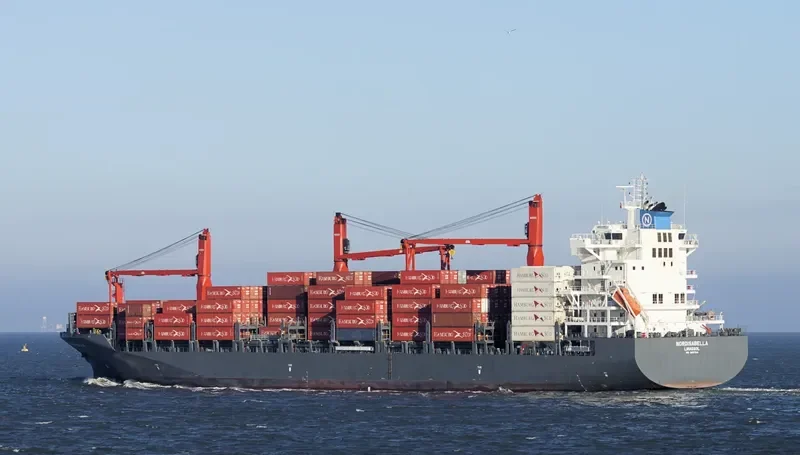 MAERSK BERMUDA Container Ship IMO 9697014 photo 9