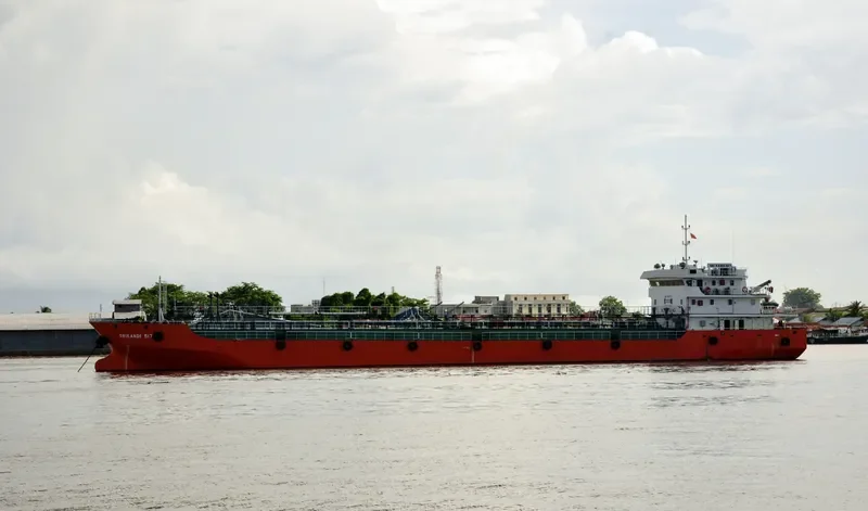 ELIZABETH G SPIRIT Tanker IMO 9697571
