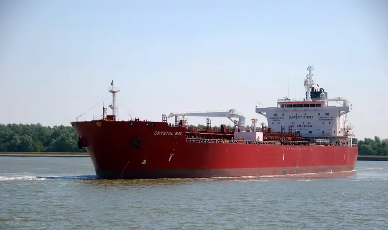 CRYSTAL BAY Tanker IMO 9697624 photo 6