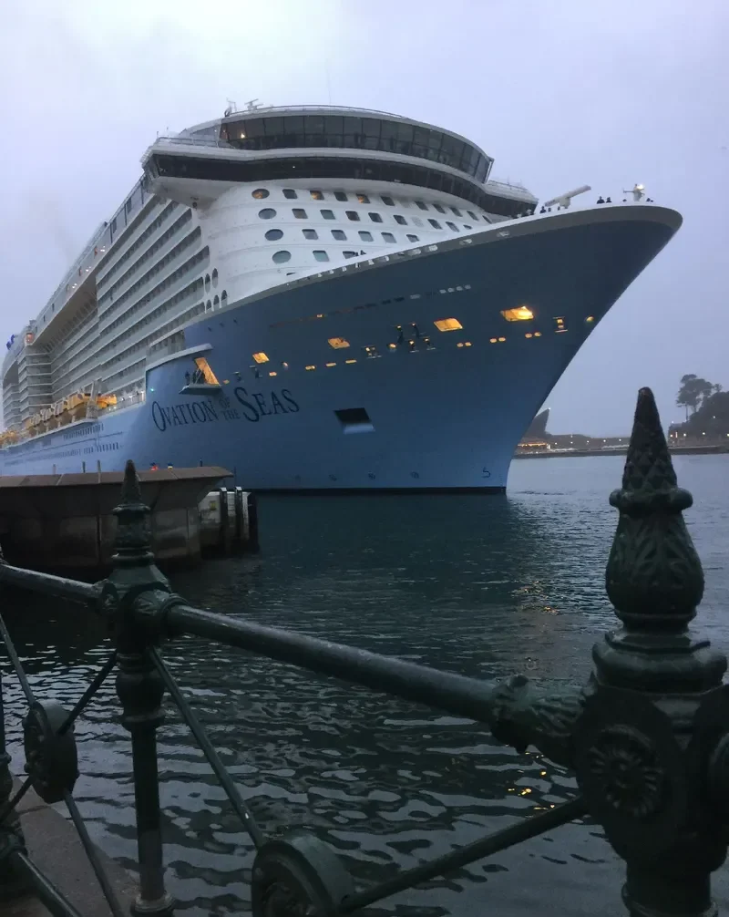 OVATION OF THE SEAS Passenger Ship IMO 9697753 photo 7