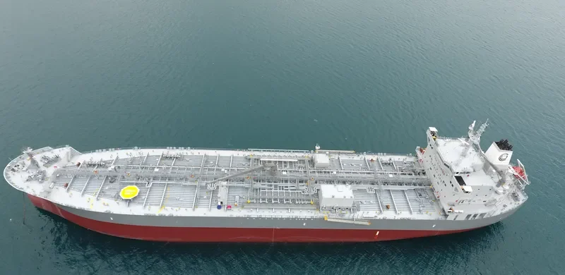 DEE4 LARCH Tanker IMO 9697909 photo 6