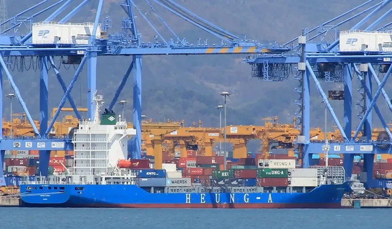 HEUNG A SARAH Container Ship IMO 9698379 photo 6
