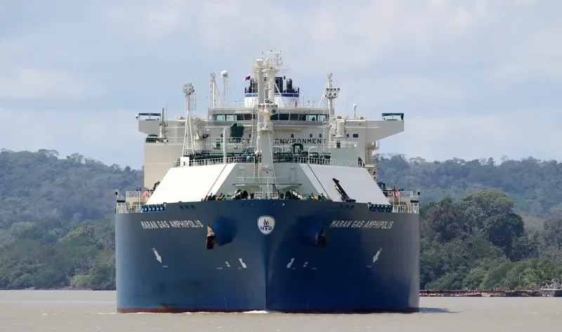MARAN GAS AMPHIPOLIS General Cargo IMO 9701217 photo 4