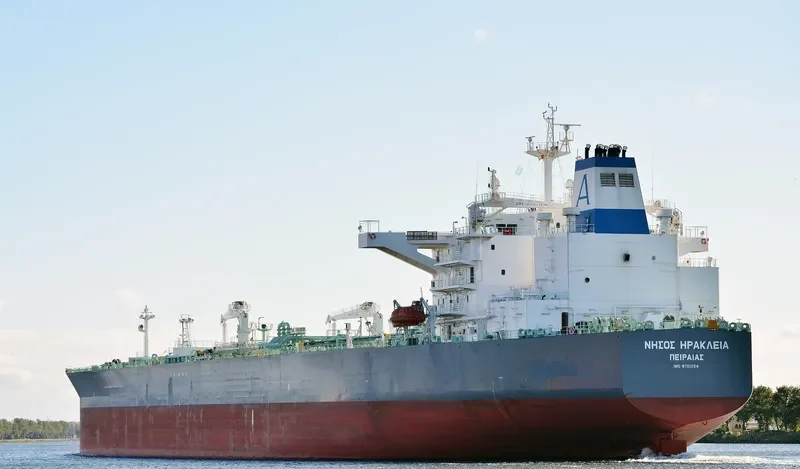 NISSOS HERACLEA Tanker IMO 9701554 photo 10