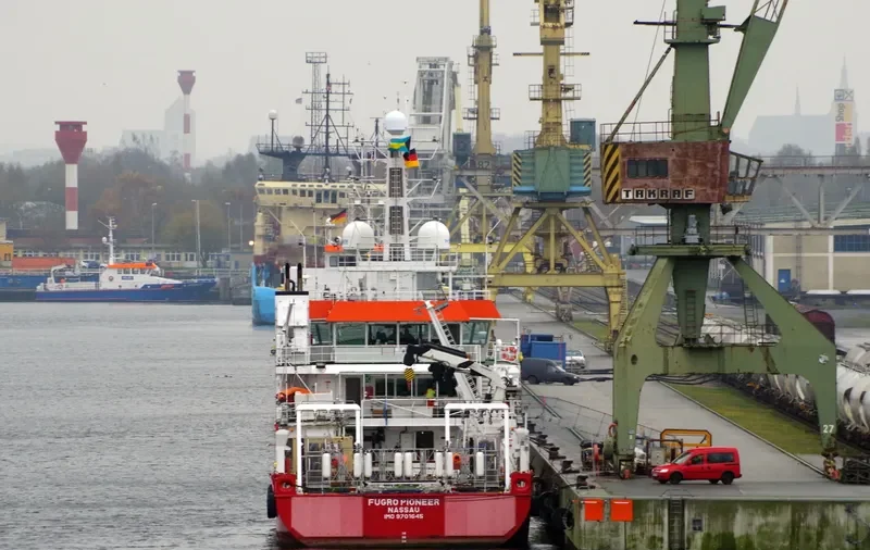 FUGRO PIONEER General Cargo IMO 9701645