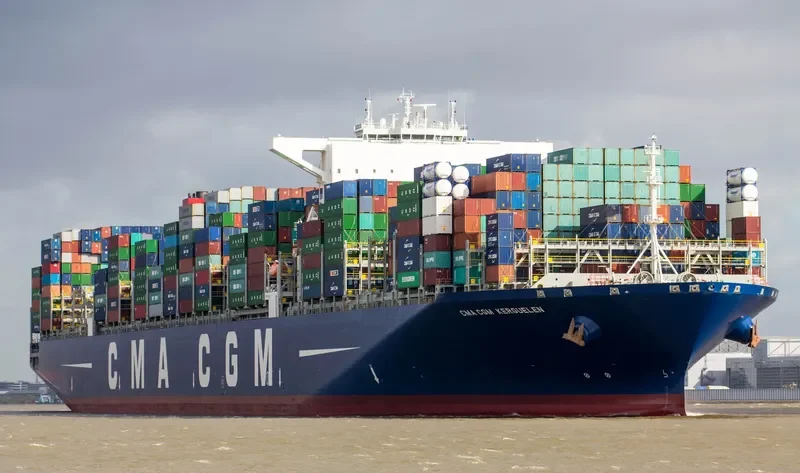 CMA CGM KERGUELEN Container Ship IMO 9702132 photo 3