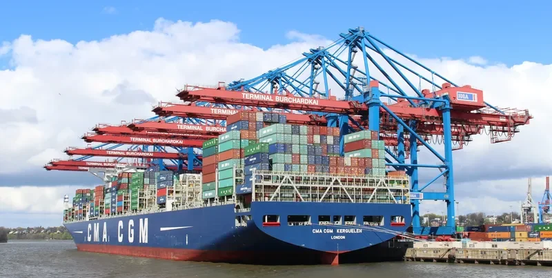 CMA CGM KERGUELEN Container Ship IMO 9702132 photo 4