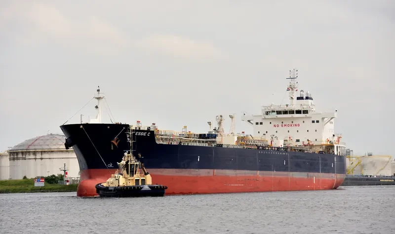ESSIE C Tanker IMO 9702211 photo 10