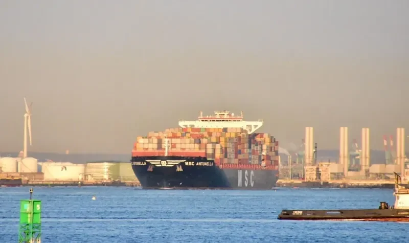 MSC ANTONELLA Container Ship IMO 9702273 photo 4