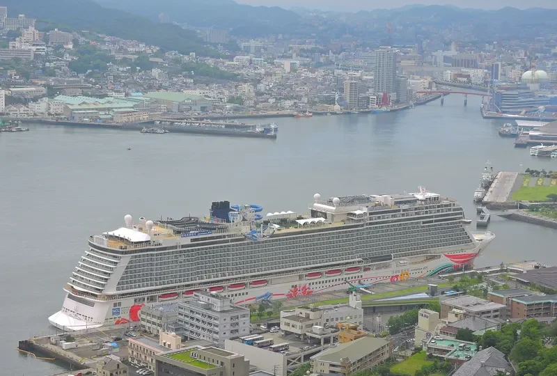 NORWEGIAN JOY Passenger Ship IMO 9703796 photo 9