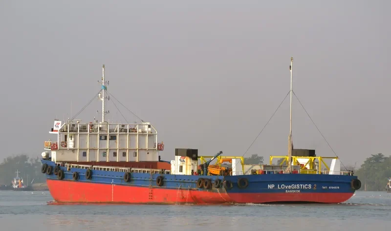 NP LOVEGISTICS 2 Container Ship IMO 9704570 photo 2
