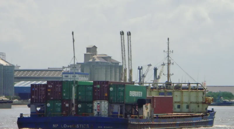 NP LOVEGISTICS 2 Container Ship IMO 9704570 photo 3