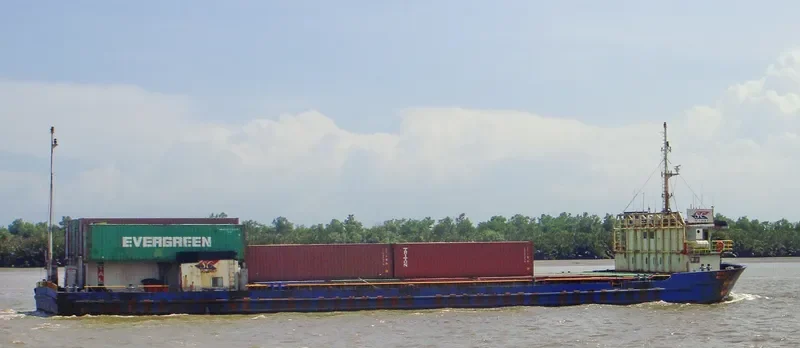 NP LOVEGISTICS 2 Container Ship IMO 9704570 photo 4