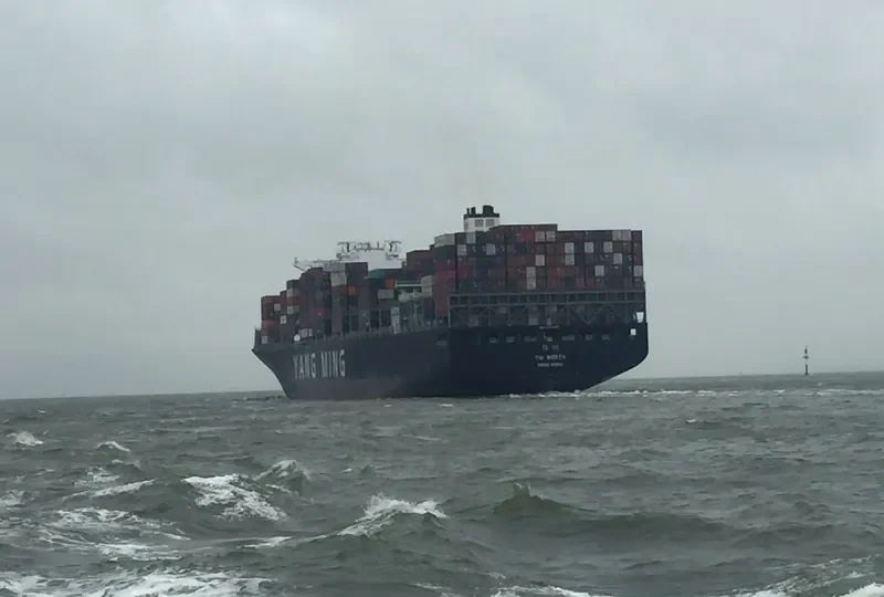 YM WORTH Container Ship IMO 9704635 photo 8