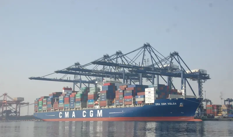 CMA CGM VOLGA Container Ship IMO 9705081 photo 5