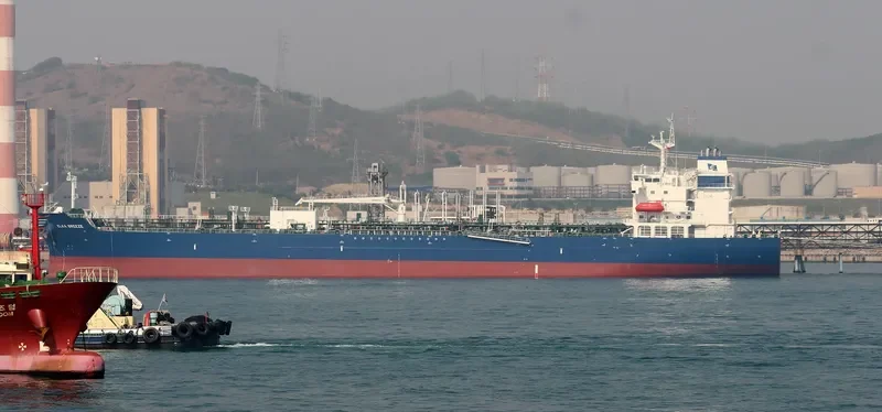 ELKA BREEZE Tanker IMO 9705897