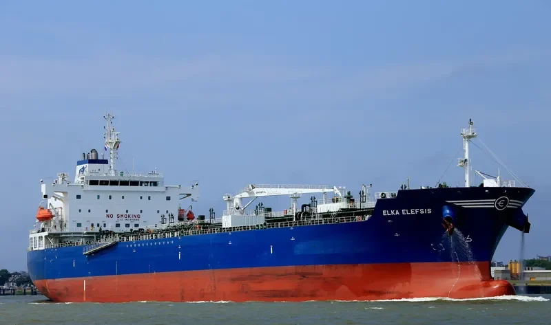 ELKA ELEFSIS Tanker IMO 9705914 photo 3