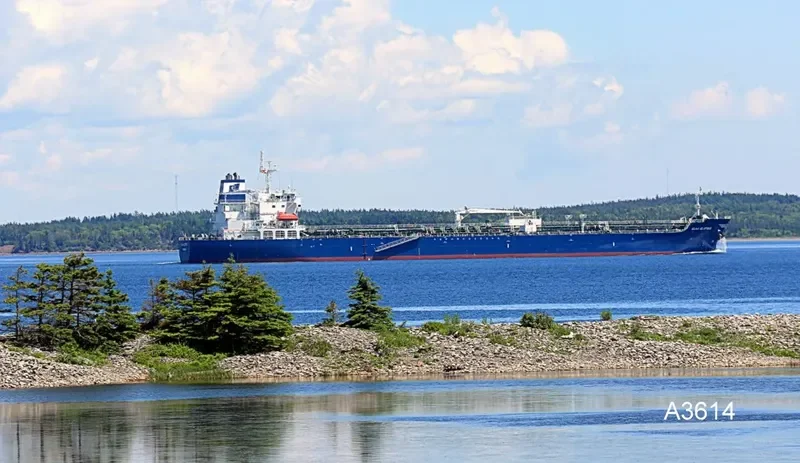ELKA ELEFSIS Tanker IMO 9705914 photo 10