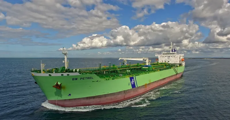 HAFNIA PETREL Tanker IMO 9706073 photo 8
