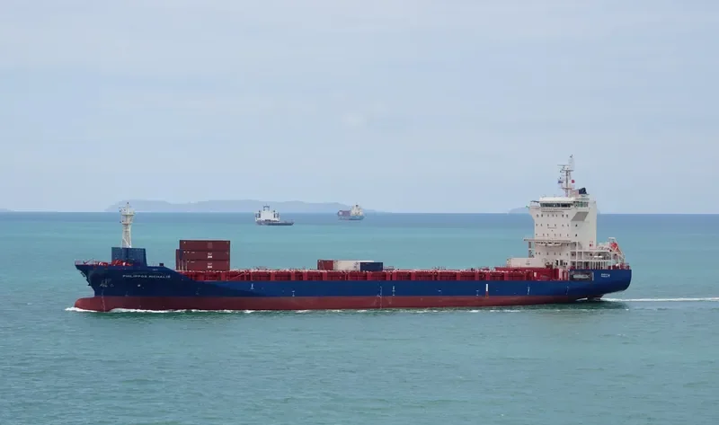CNC BANGKOK Container Ship IMO 9706279 photo 7