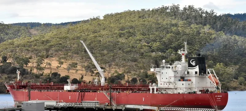 STI BRONX Tanker IMO 9706839 photo 4