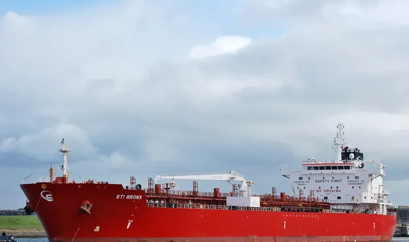 STI BRONX Tanker IMO 9706839 photo 6