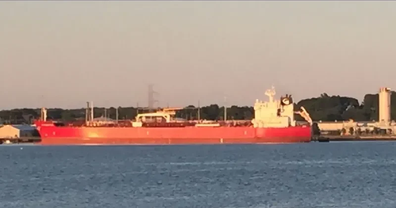 STI MANHATTAN Tanker IMO 9707261 photo 5
