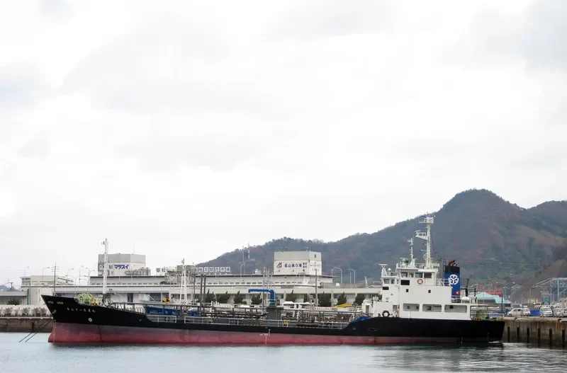 EIHOU MARU NO.31 Tanker IMO 9707431 photo 8