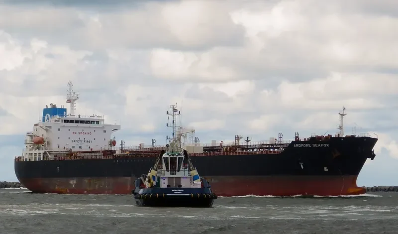 ARDMORE SEAFOX Tanker IMO 9708215 photo 2