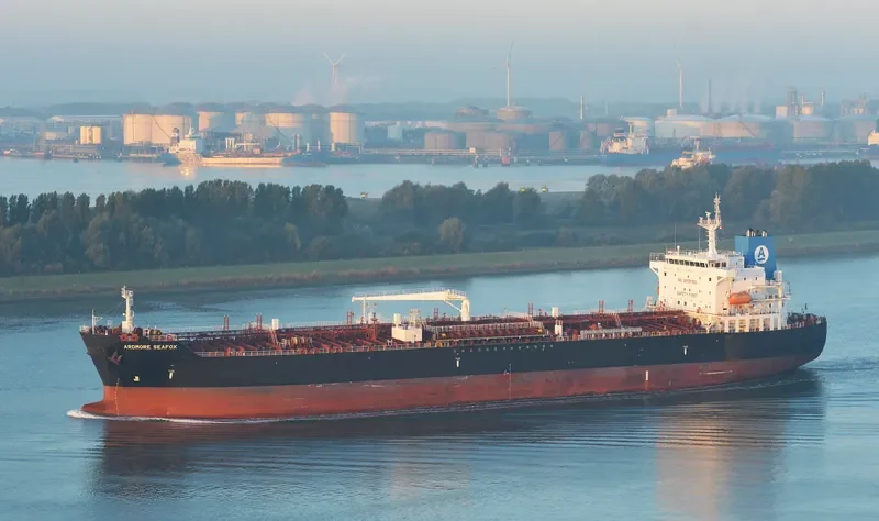 ARDMORE SEAFOX Tanker IMO 9708215 photo 6