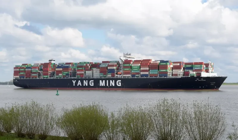 YM WELCOME Container Ship IMO 9708459 photo 5