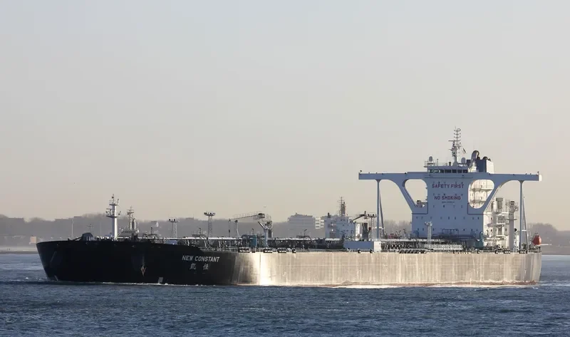 NEW CONSTANT Tanker IMO 9708514 photo 3