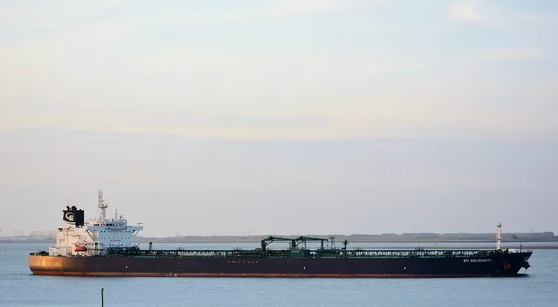 STI SOLIDARITY Tanker IMO 9708576 photo 4