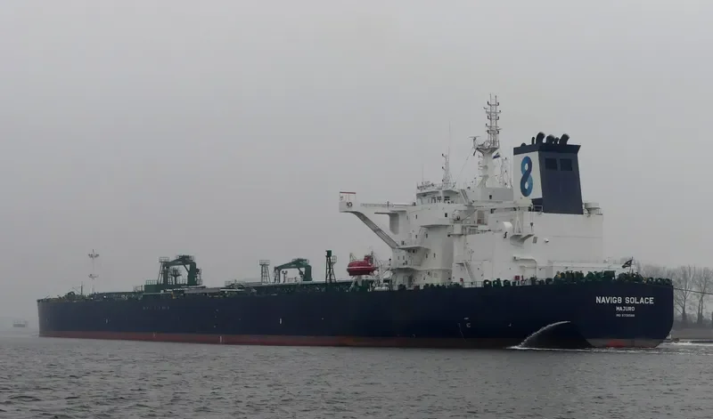STI SOLACE Tanker IMO 9708588 photo 3