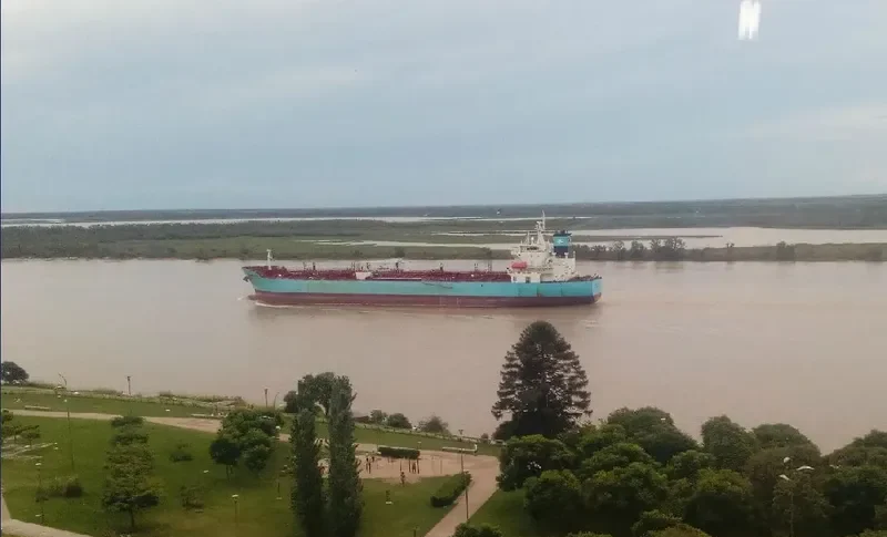 MAERSK TACOMA Tanker IMO 9708617 photo 3