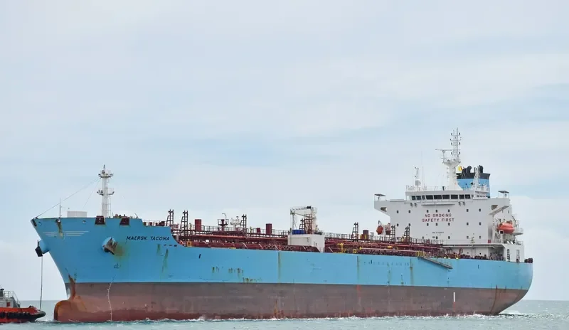 MAERSK TACOMA Tanker IMO 9708617 photo 9